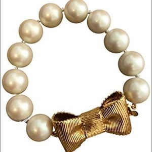 Kate Spade pearl bracelet with gold bow clasp